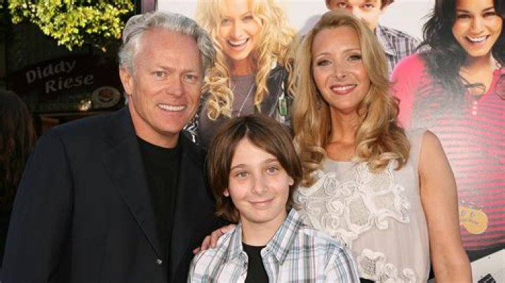 Who is Lisa Kudrow’s Son, Julian Murray Stern? His College, Age, Parents, Dating, & Wiki